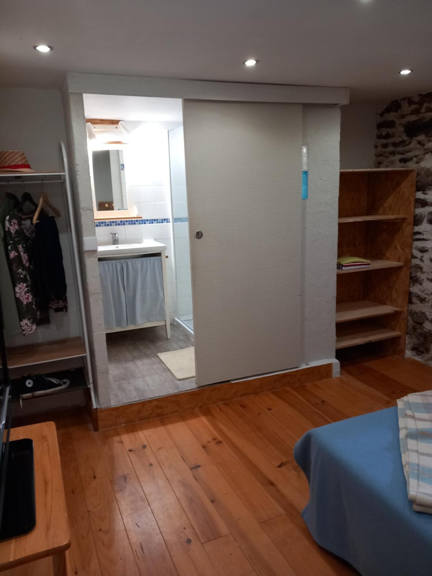 Les Cedres Bleus De Joany Apartment Viviez Luaran gambar